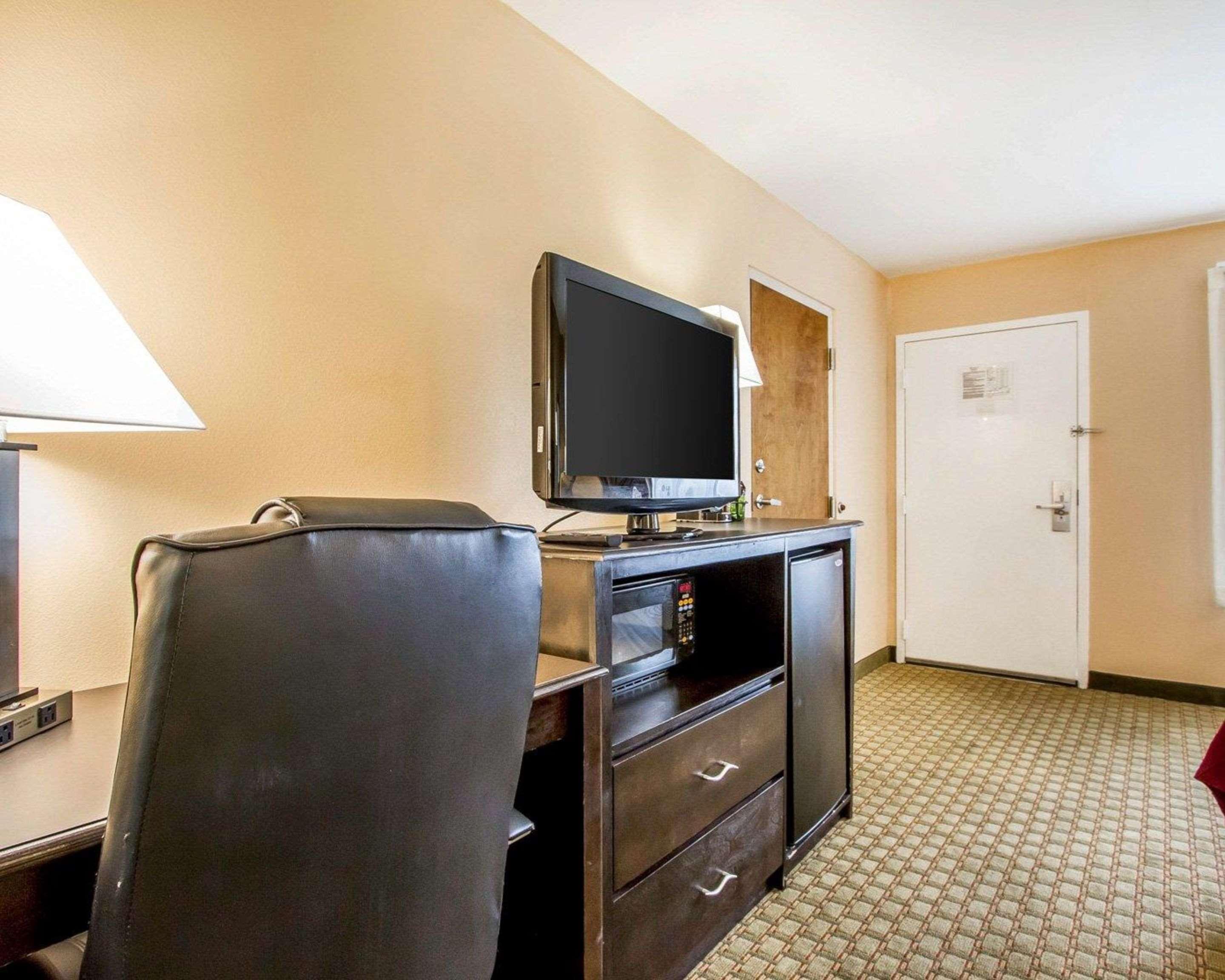 Quality Inn Foley Extérieur photo